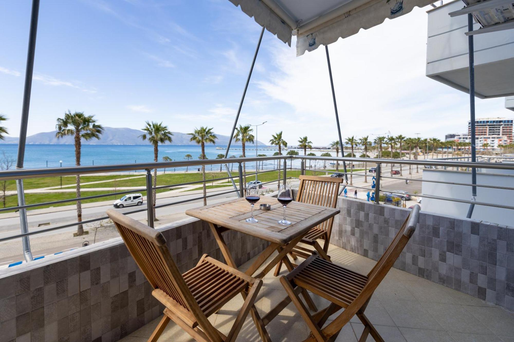 Azure Bliss Seaview Vlore-Kean Apartment Екстериор снимка